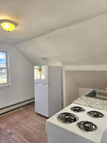 $2,000 | 7 Montgomery Street, Brentwood, NY 11717