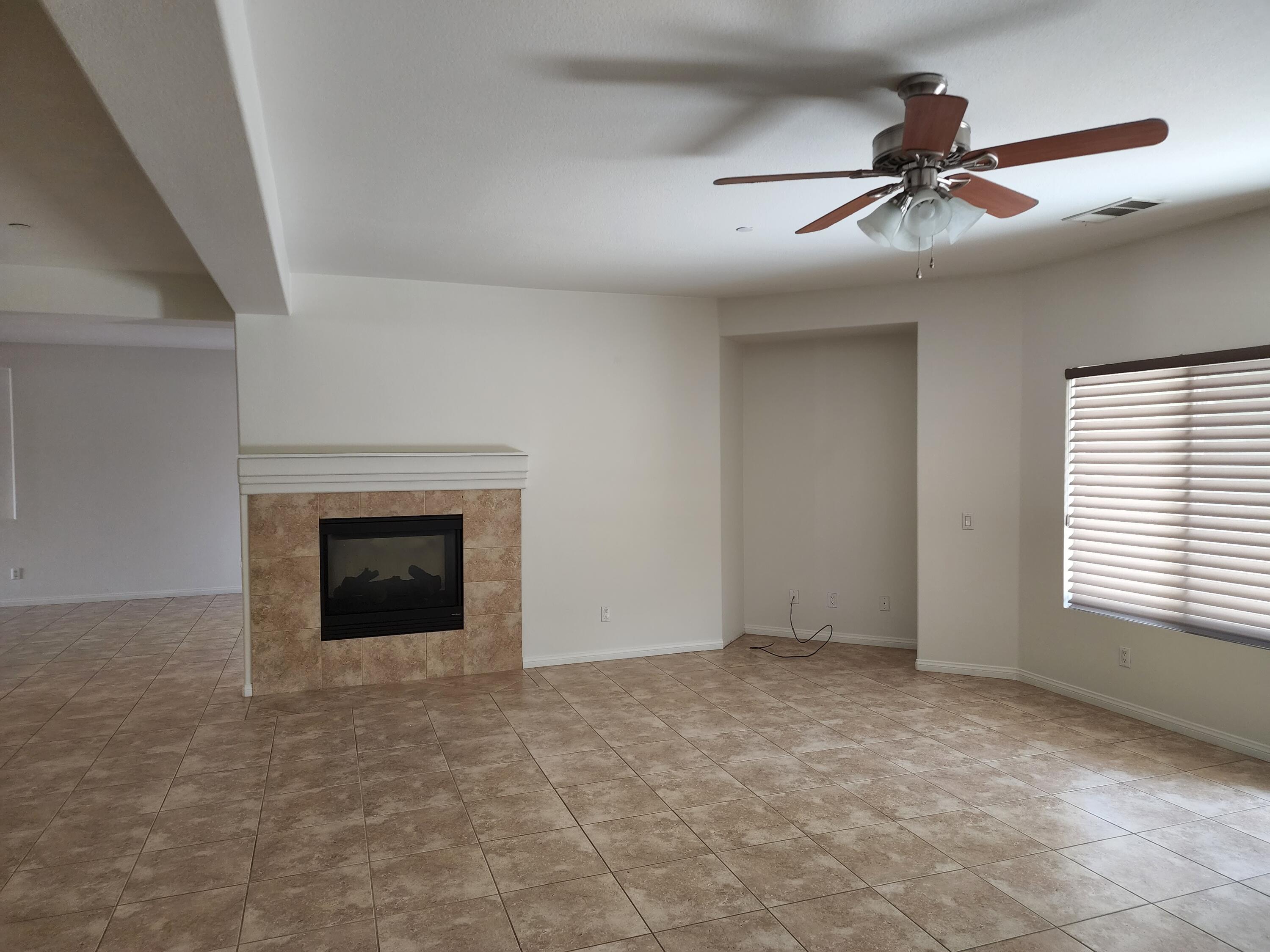 1141 Oro Ridge Palm Springs, CA 92262 - Photo 9 of 22 20220609_154808