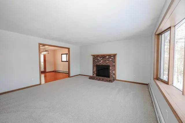 $550,000 | 40 Joanne Drive, Hooksett, NH 03106