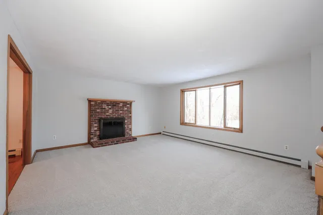 $550,000 | 40 Joanne Drive, Hooksett, NH 03106