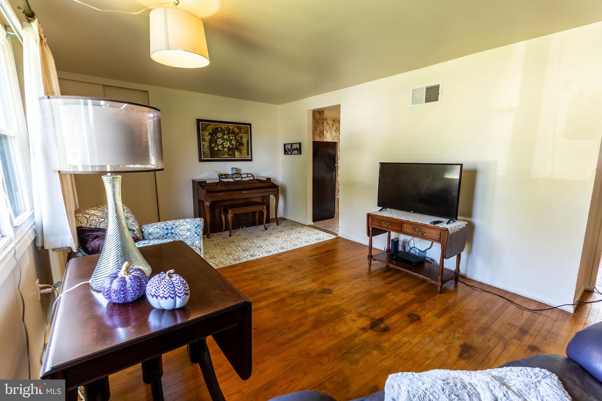 2765 Chapel Road Lancaster, PA 17603 - Photo 7 of 31