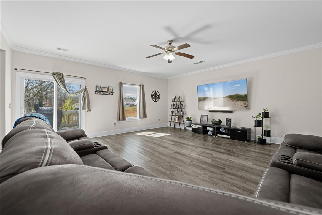 316 Balsa Way Seneca, SC 29678 - Photo 5 of 50