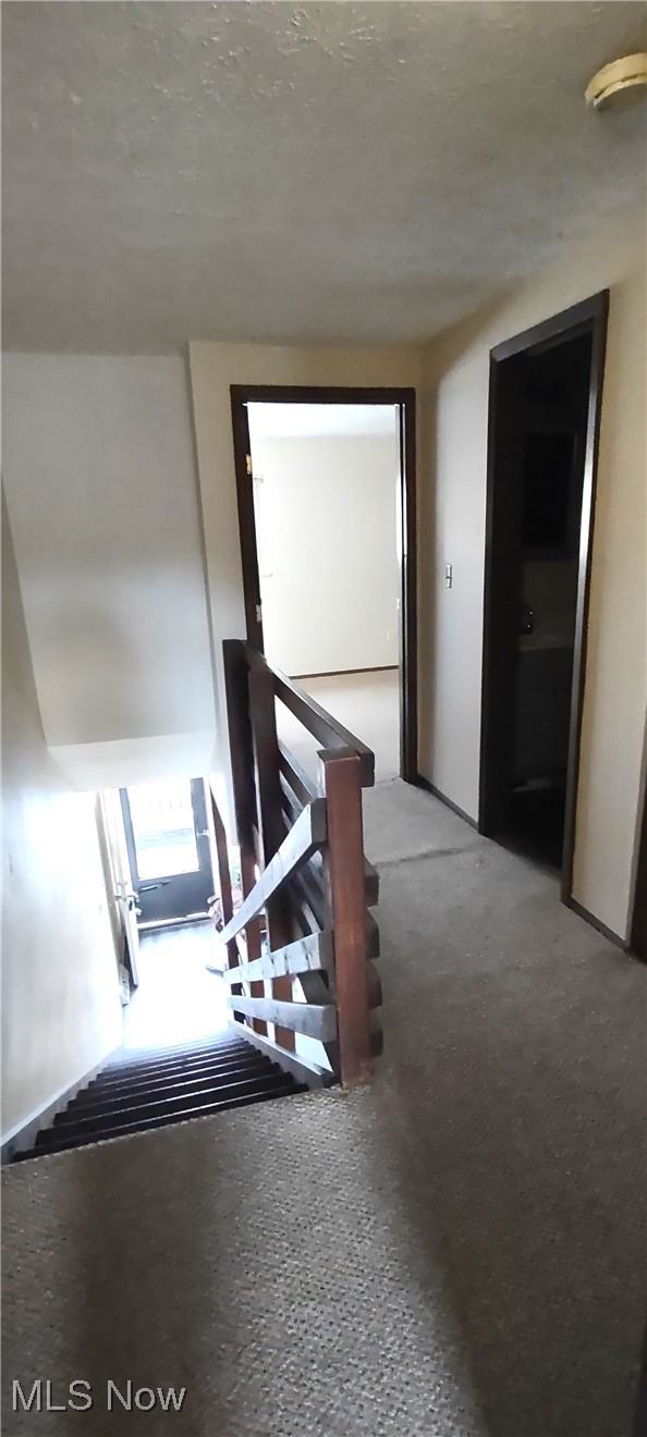 5215 Cline Road Kent, OH 44240 - Photo 12 of 23 Up landing