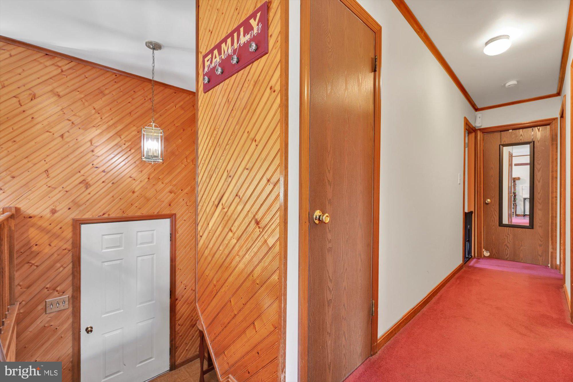 2 South Colebrook Road Manheim, PA 17545 - Photo 3 of 27