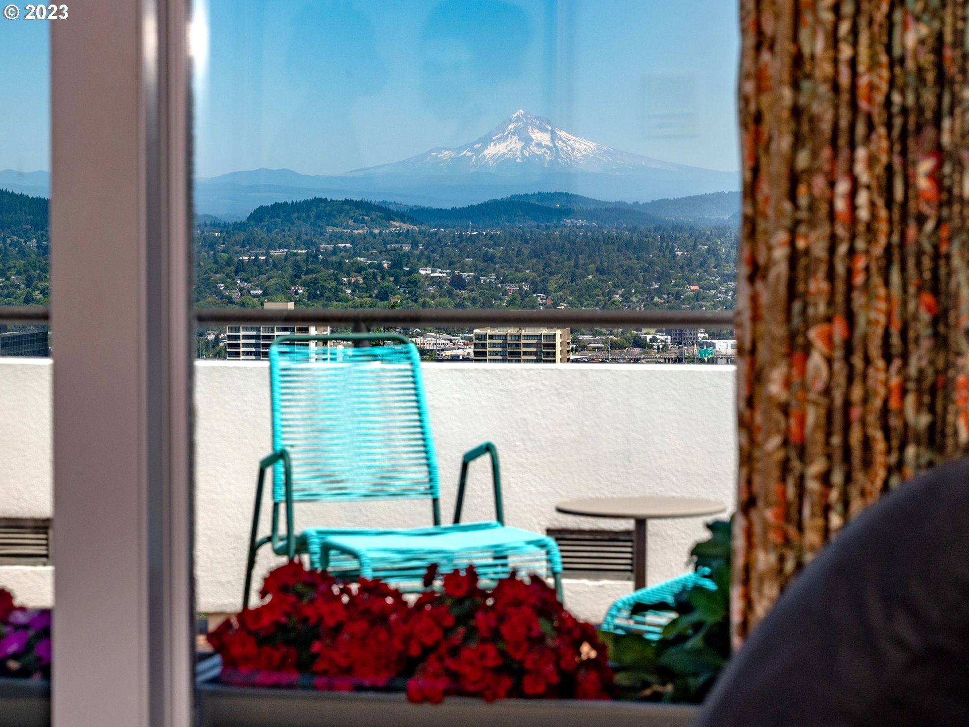 1405 Southwest Cardinell Drive Portland, OR 97201 - Photo 23 of 36 a view of a balcony with an outdoor space