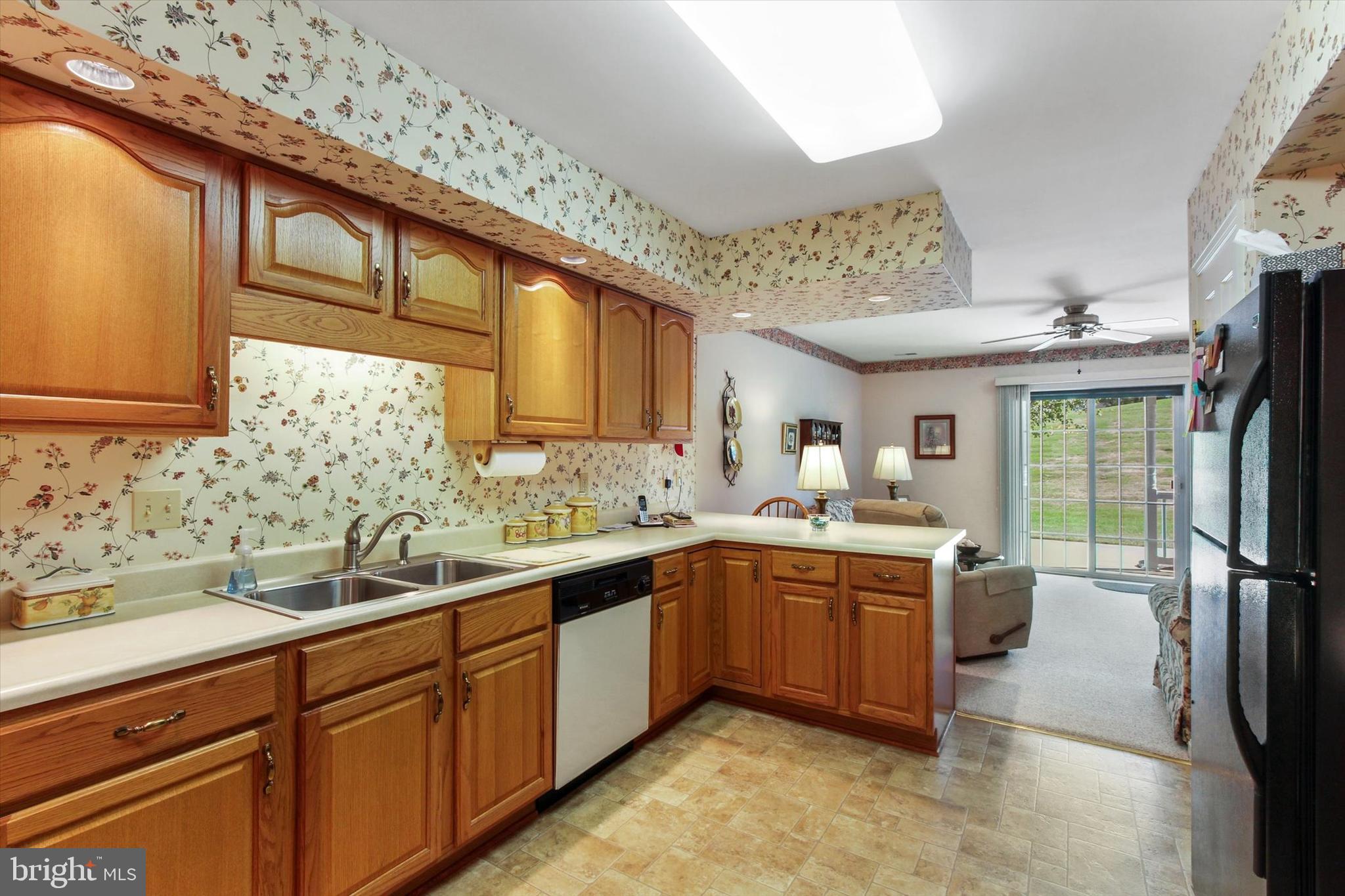 3047 Lakefield Road, Unit 3047 York, PA 17402 - Photo 10 of 28 Gallery Image 10