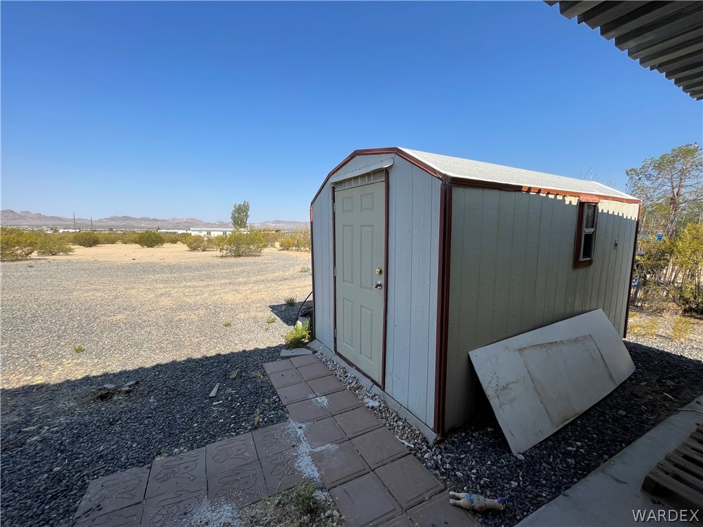 549 Mormon Flat Road Golden Valley, AZ 86413 - Photo 20 of 41 Out Buildings