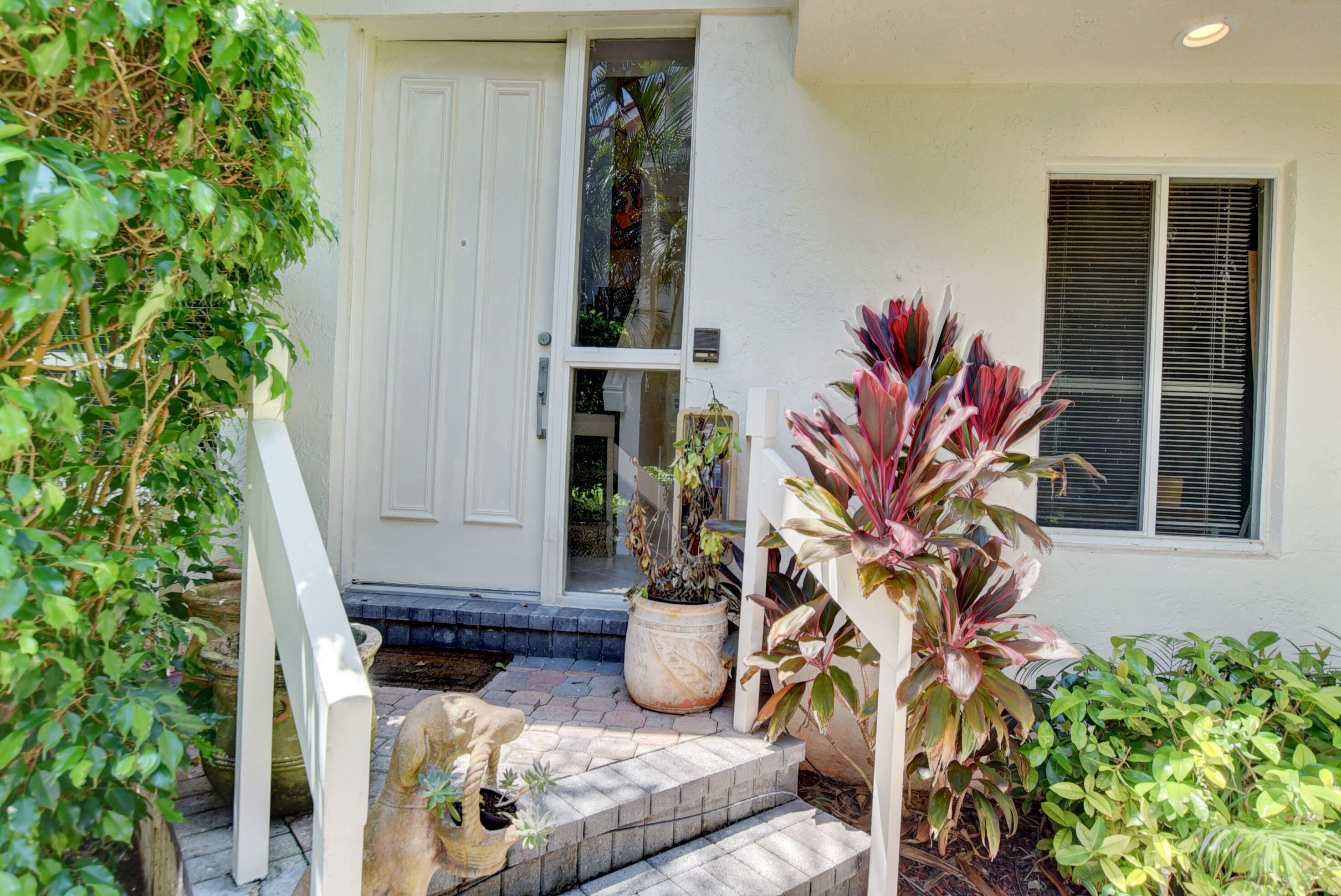 2441 Northwest 59th Street, Unit 502 Boca Raton, FL 33496 - Photo 8 of 46 Entry