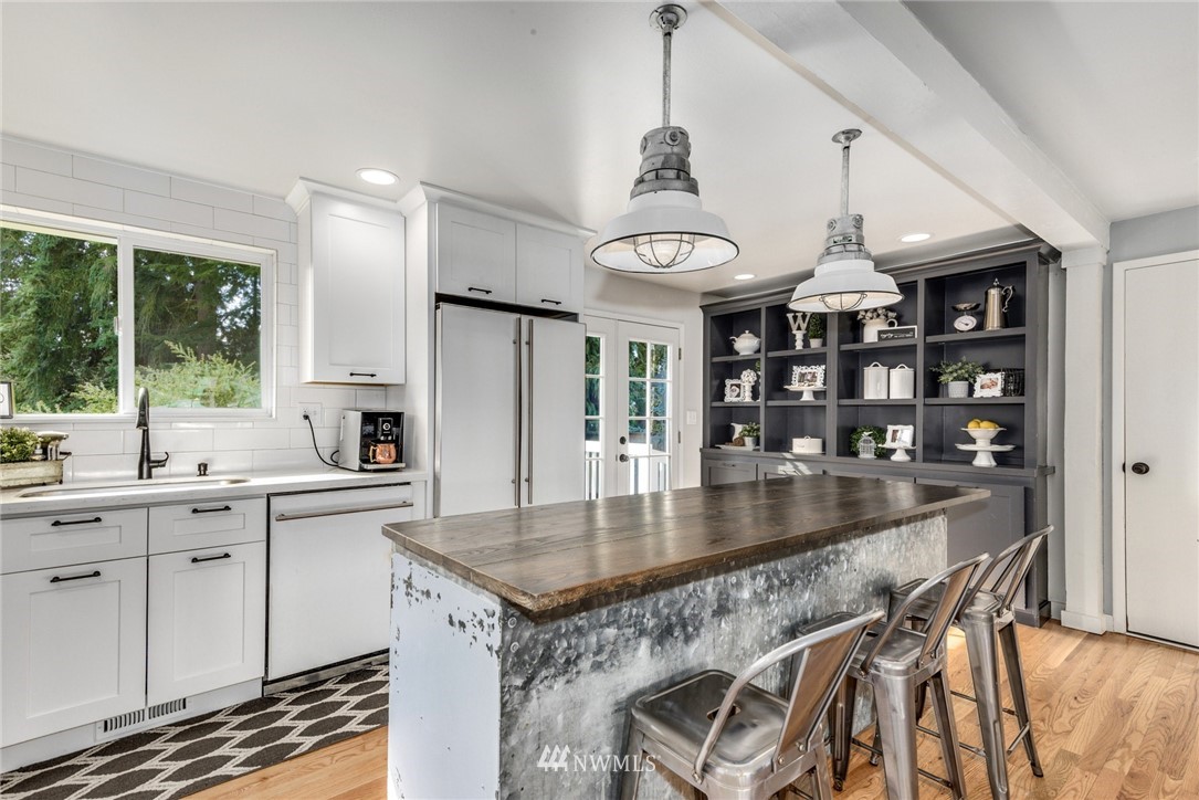 8823 Northeast 190th Street Bothell, WA 98011 - Photo 11 of 40 Gallery Image 11