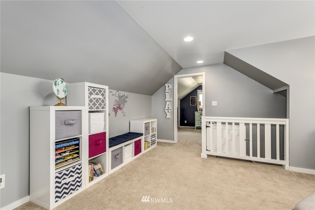 8823 Northeast 190th Street Bothell, WA 98011 - Photo 22 of 40 Gallery Image 22