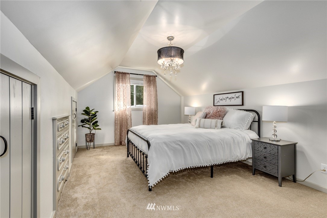 8823 Northeast 190th Street Bothell, WA 98011 - Photo 26 of 40 Gallery Image 26