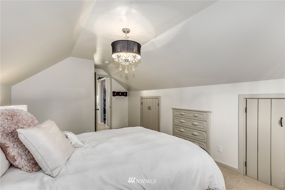 8823 Northeast 190th Street Bothell, WA 98011 - Photo 27 of 40 Gallery Image 27