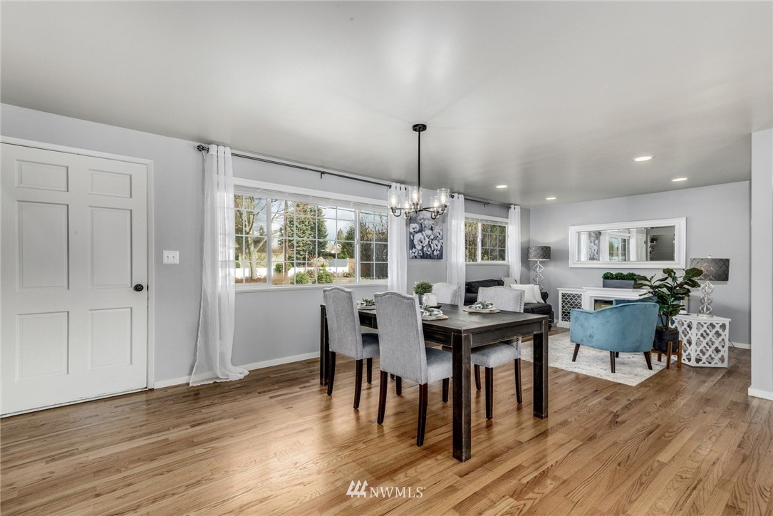 8823 Northeast 190th Street Bothell, WA 98011 - Photo 6 of 40 Gallery Image 6