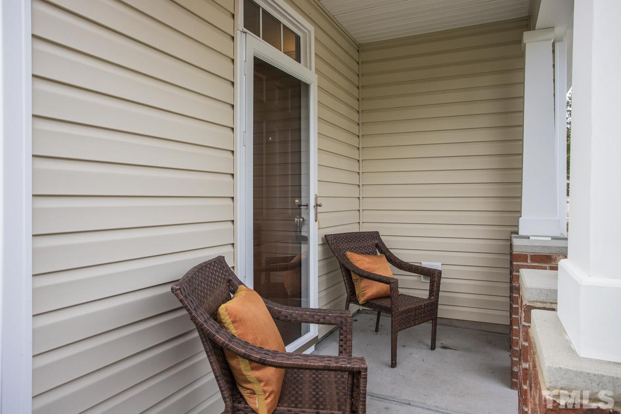 4805 Landover Bluff Way Raleigh, NC 27616 - Photo 3 of 25 Gallery Image 3