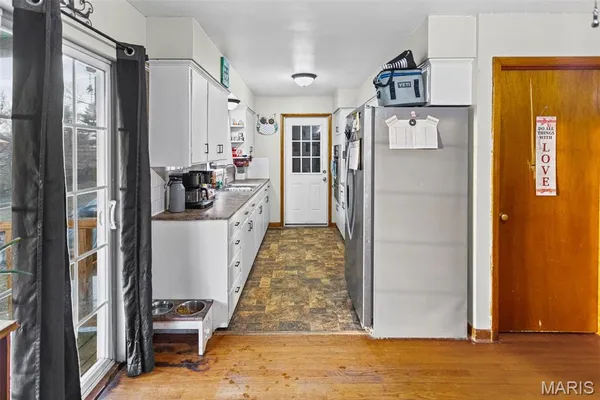 $119,500 | 608 Harman Street, Pleasant Hill, IL 62366