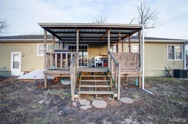 $119,500 | 608 Harman Street, Pleasant Hill, IL 62366