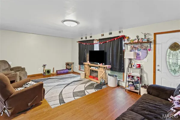 $119,500 | 608 Harman Street, Pleasant Hill, IL 62366