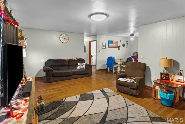 $119,500 | 608 Harman Street, Pleasant Hill, IL 62366