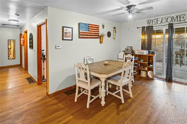 $119,500 | 608 Harman Street, Pleasant Hill, IL 62366