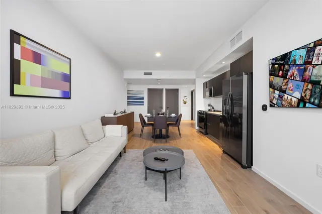 $10,000 | 398 Northeast 5th Street, Unit 4418, Miami, FL 33132