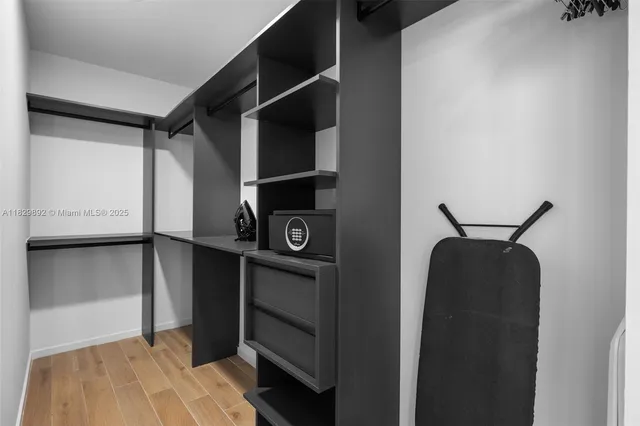 $10,000 | 398 Northeast 5th Street, Unit 4418, Miami, FL 33132