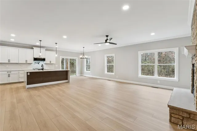 $599,900 | 431 Shady Trail Drive, Troy, MO 63379