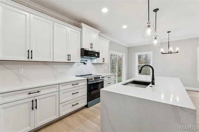 $599,900 | 431 Shady Trail Drive, Troy, MO 63379