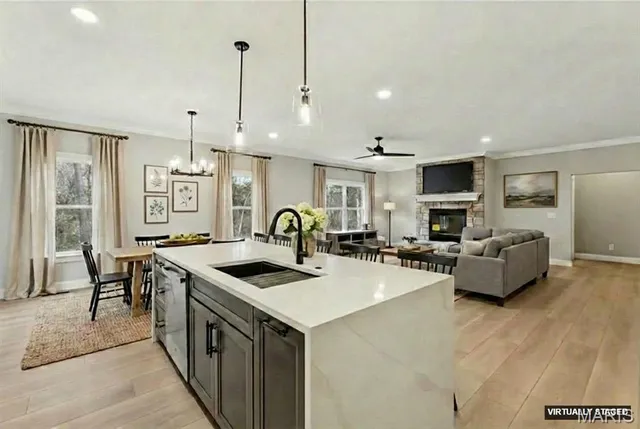 $599,900 | 431 Shady Trail Drive, Troy, MO 63379