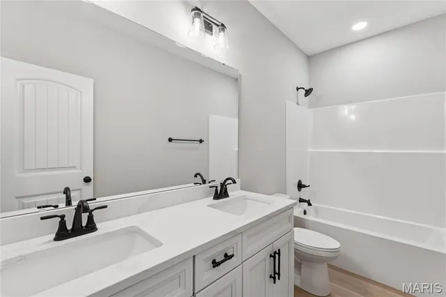 $599,900 | 431 Shady Trail Drive, Troy, MO 63379