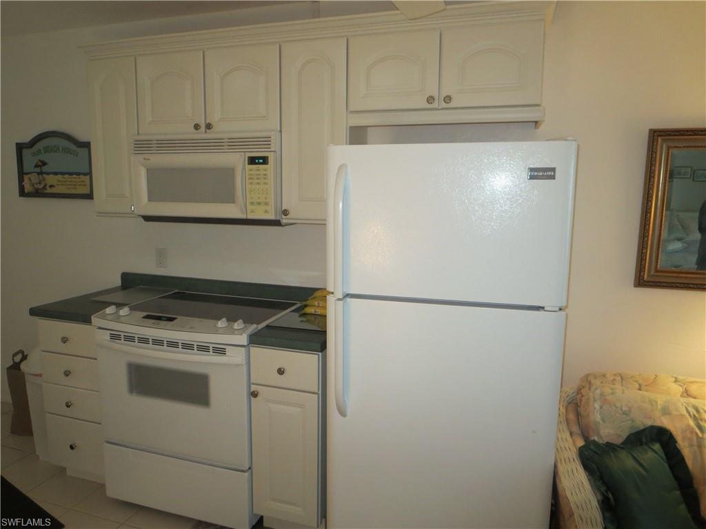 377 Vanderbilt Beach Road, Unit 304 Naples, FL 34108 - Photo 11 of 19 Gallery Image 11