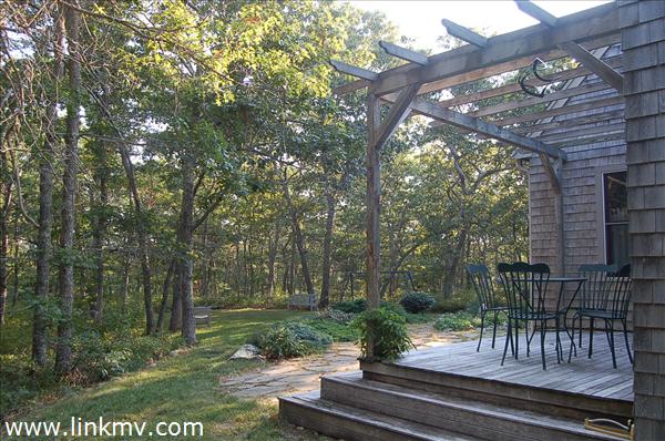 26 Bridle Path Road Oak Bluffs, MA 02557 - Photo 3 of 34 http://d1qzqeyxiitrap.cloudfront.net/photos/23530/600/3301a9be.jpg