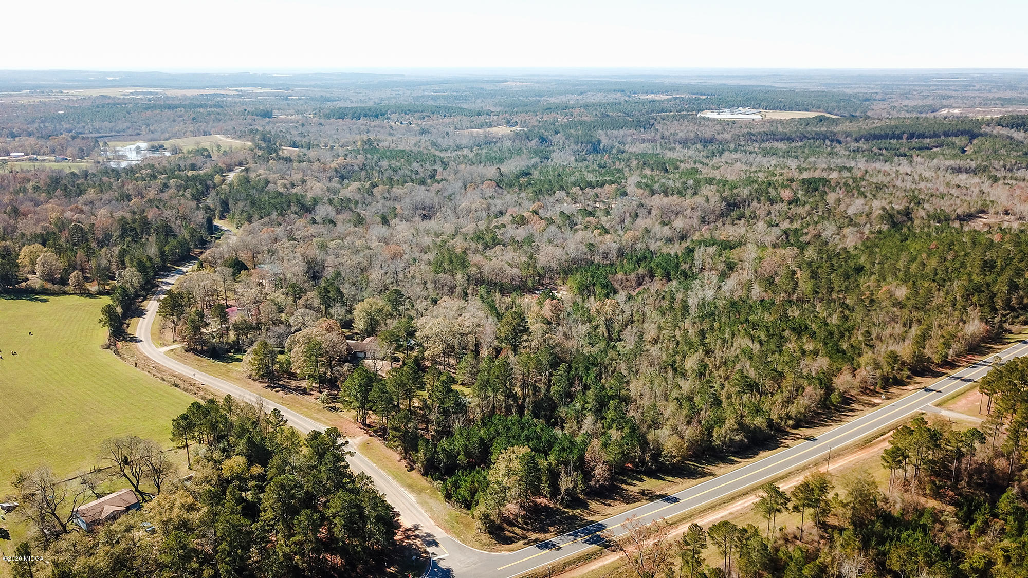 48 Grace Road Knoxville, GA 31050 - Photo 37 of 62 a view of city and ocean
