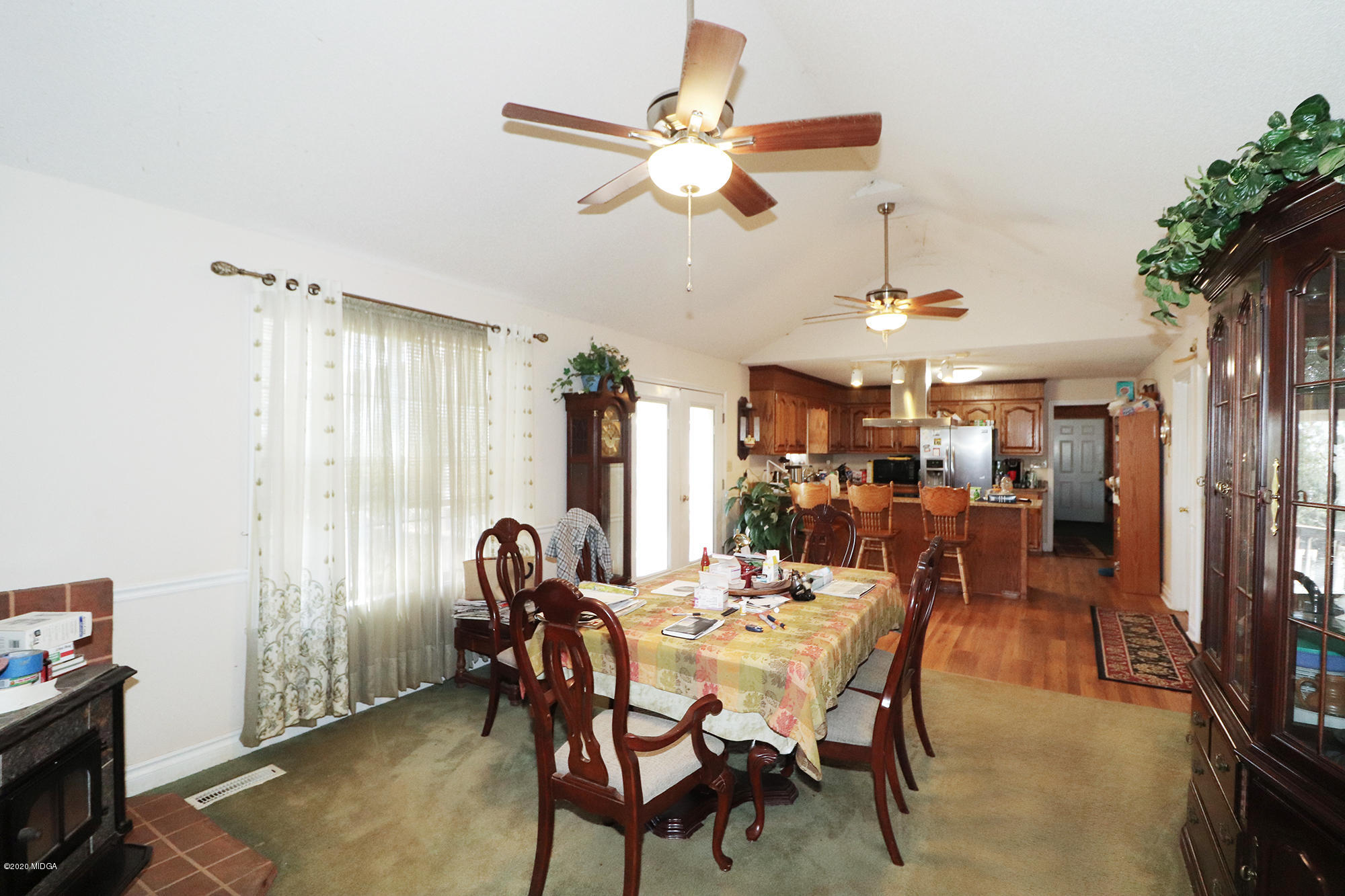 48 Grace Road Knoxville, GA 31050 - Photo 10 of 62 a dining room with furniture and window