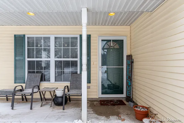 $225,000 | 1800 Sibley Street, Lowell, MI 49331