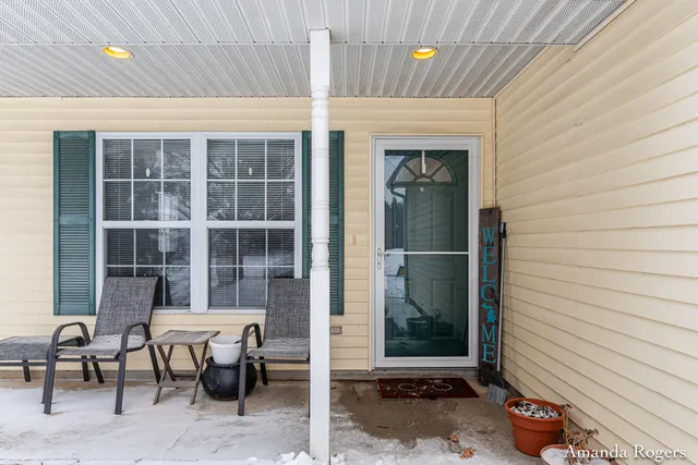 $225,000 | 1800 Sibley Street, Lowell, MI 49331