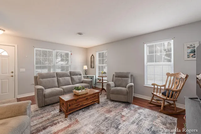 $225,000 | 1800 Sibley Street, Lowell, MI 49331