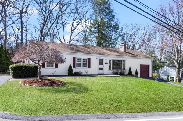 $435,000 | 153 Diamond Hill Road, Warwick, RI 02886