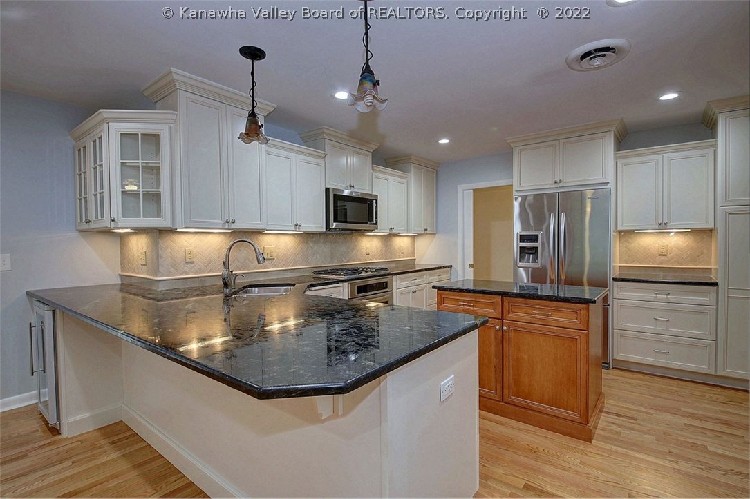 901 Chestnut Road Charleston, WV 25314 - Photo 13 of 34 Gallery Image 13