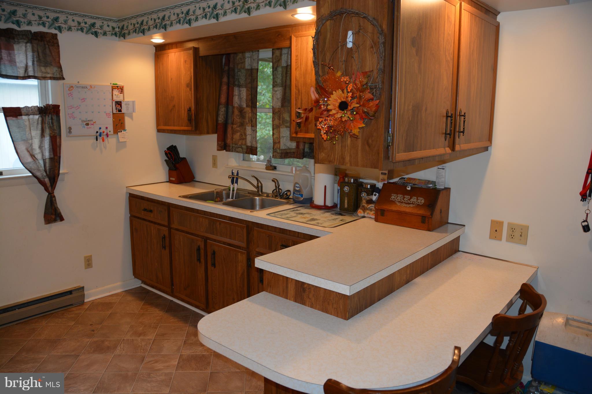 545 Whissens Ridge Road Winchester, VA 22602 - Photo 7 of 30 Kitchen