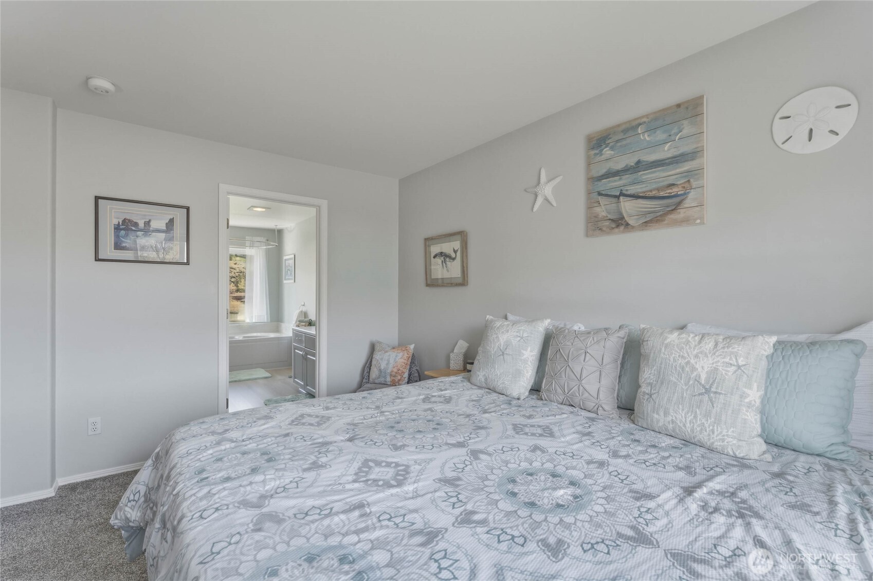 2837 Riviera Boulevard Malaga, WA 98828 - Photo 14 of 40