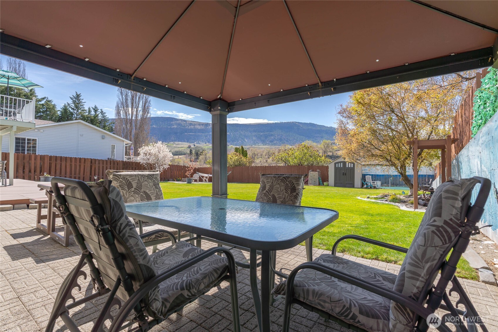 2837 Riviera Boulevard Malaga, WA 98828 - Photo 27 of 40