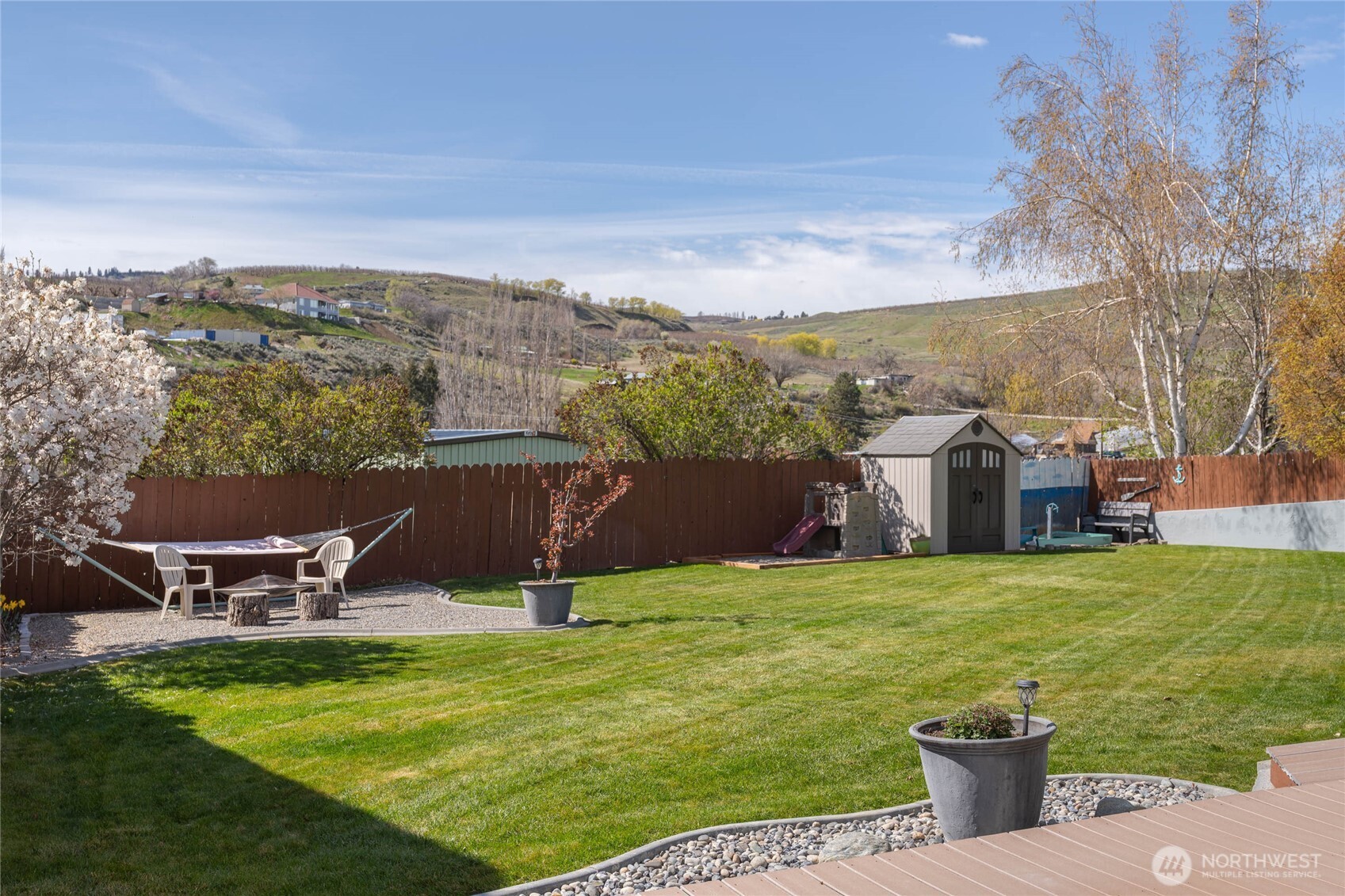 2837 Riviera Boulevard Malaga, WA 98828 - Photo 28 of 40