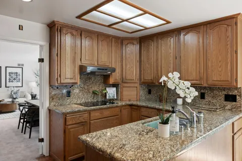 $2,195,000 | 2 Corte Camellia, Millbrae, CA 94030