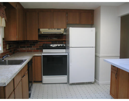 5 Prairie Road Chelmsford, MA 01824 - Photo 3 of 11