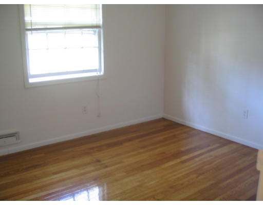 5 Prairie Road Chelmsford, MA 01824 - Photo 4 of 11