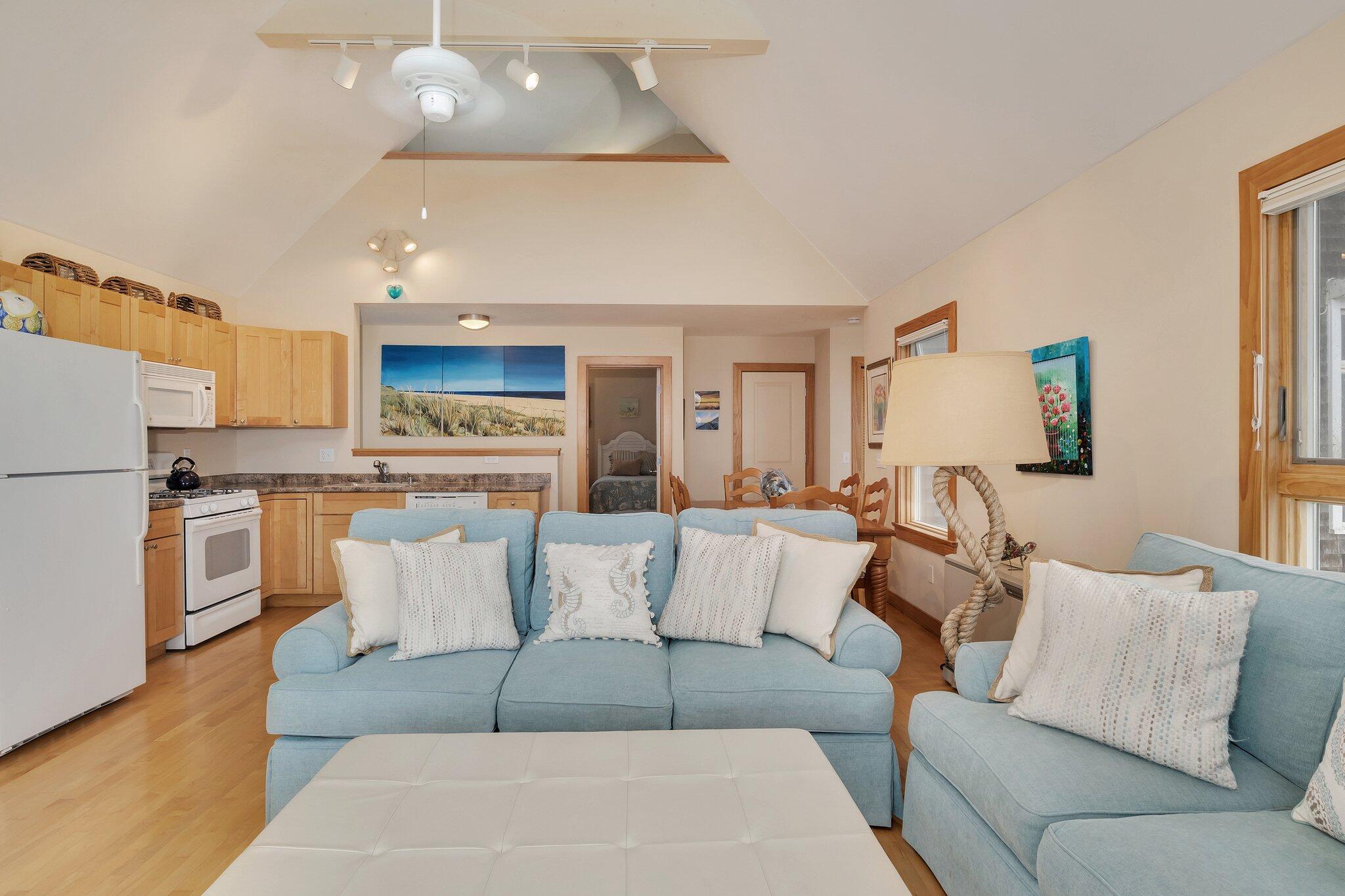 510 Shore Road, Unit B Truro, MA 02666 - Photo 11 of 42 15-web-or-mls-510-shore-rd