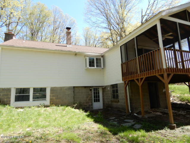 526 Lake Road Hawley, PA 18428 - Photo 3 of 8
