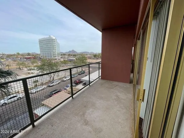 $900 | 4750 North Central Avenue, Unit 4S, Phoenix, AZ 85012