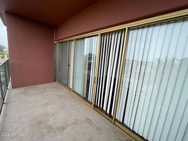 $900 | 4750 North Central Avenue, Unit 4S, Phoenix, AZ 85012