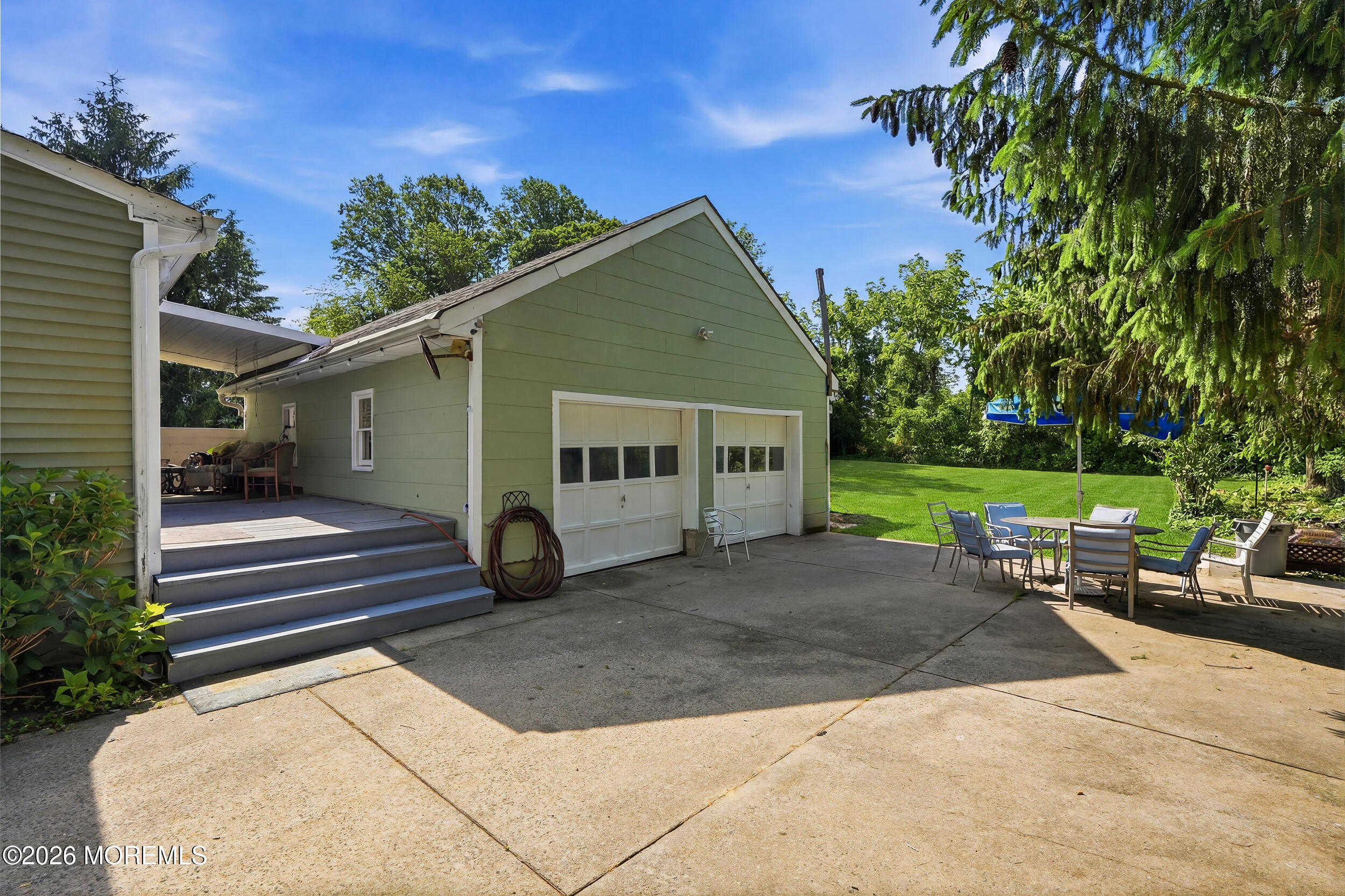 2605 Woolley Road Wall, NJ 07719 - Photo 18 of 38 054